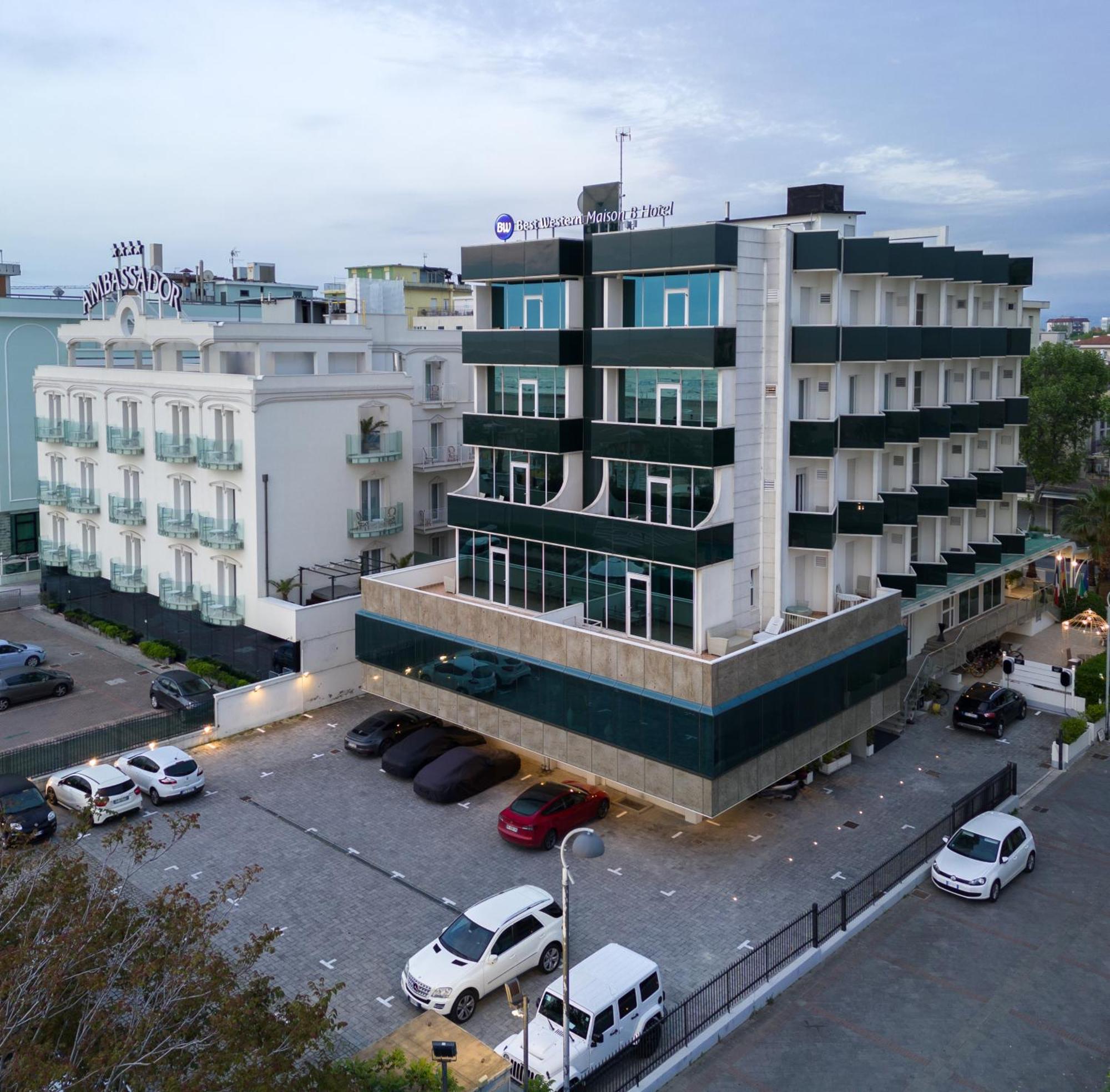 Best Western Maison B Hotel Римини Экстерьер фото